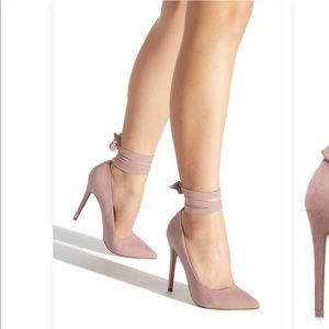 BRAND NEW WILDA PUMP